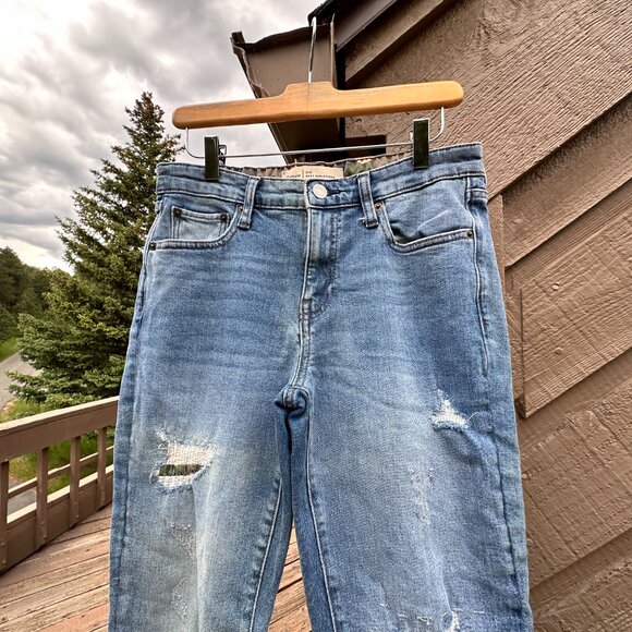 GAP Best Girlfiend Camo Patch Distressed Ankle Jean - Picture 5 of 10